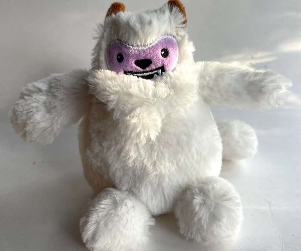 Aurora Palm Pals Yuki Yeti 8 Inch Plush Stuffed Animal